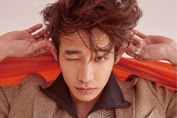 Profil dan 9 Fakta Jasper Liu, Partner Lee Seung Gi di Twogether - Fakta.id